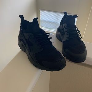 Nike huarache run ultra